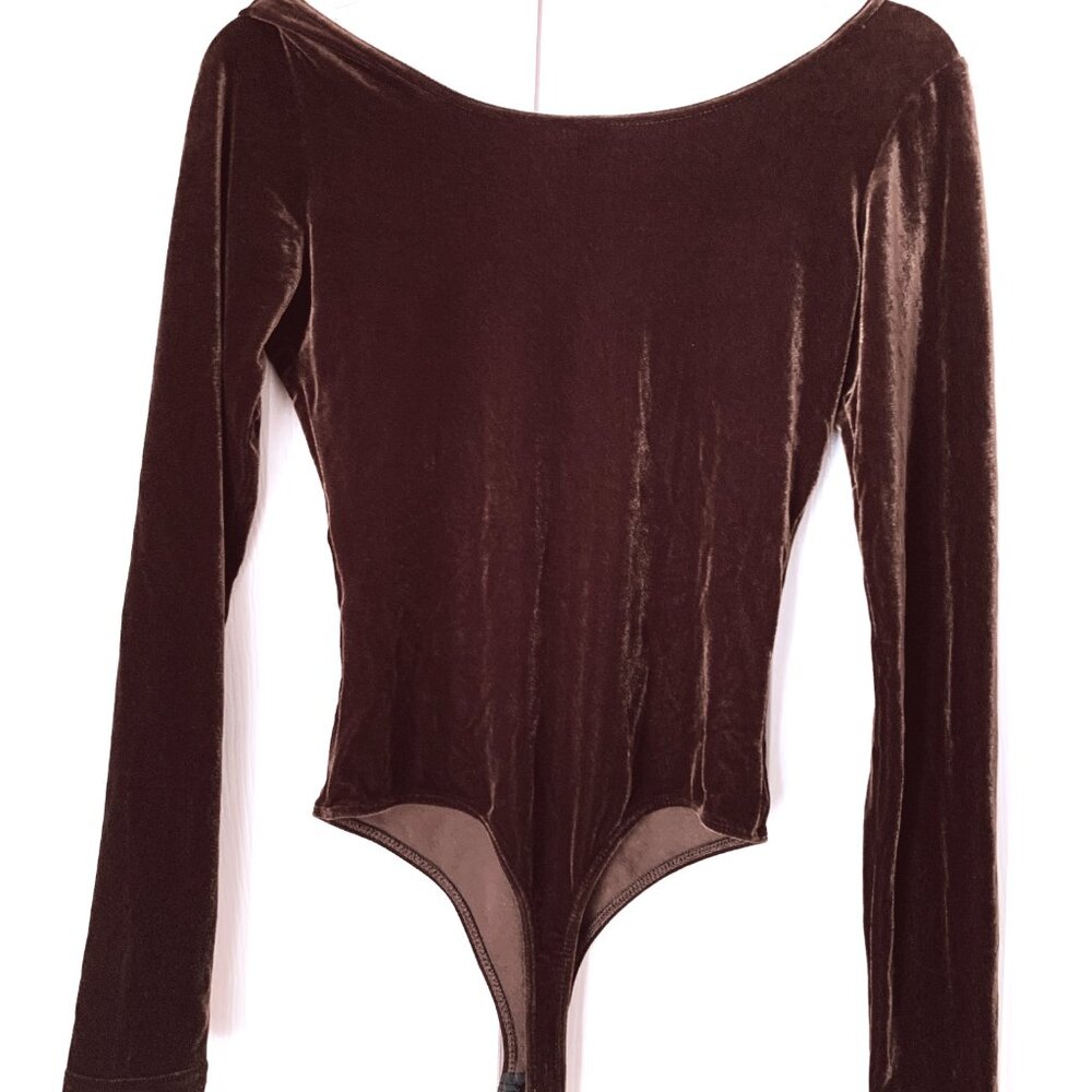 VICTORIAS  SECRET CHOCOLATE Brown Velvet Bodysuit Long Sleeves Super Soft Sz M